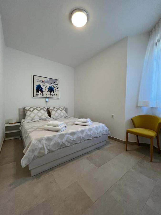 Apartments House Barbara Kornić Esterno foto