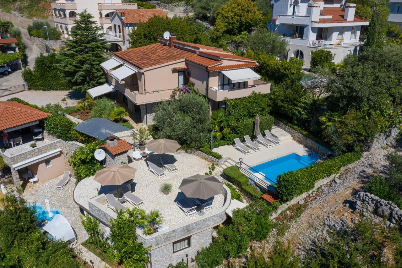 Apartments House Barbara Kornić Esterno foto